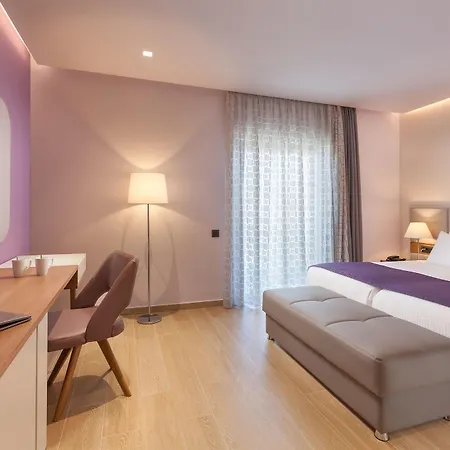 Blue Lagoon Szálloda 4*