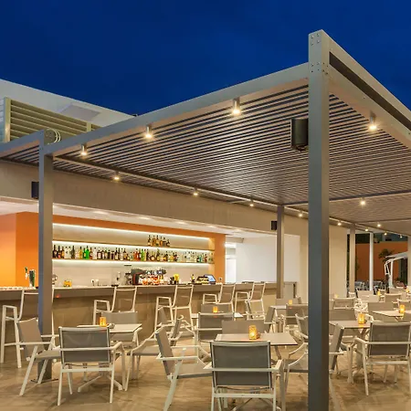 Blue Lagoon 4* 코스 타운