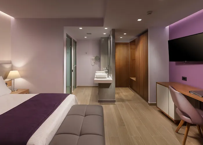 Otel Blue Lagoon İstanköy