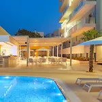 Blue Lagoon Hotel