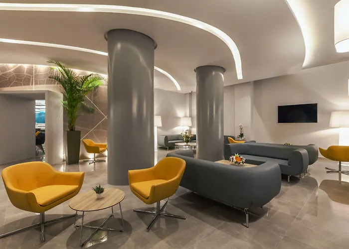 Hotel Blue Lagoon 4*